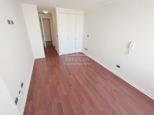 Excelente Ubicación! 3 Habitaciones 2 Baños + 1 Est 1 Bod