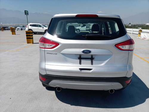 Imagen 6 de 9 de Ford Escape 2016 2.5 L4 S At