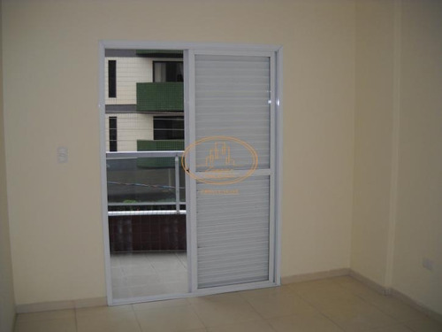 Apartamento Com 2 Dormitório(s) Localizado(a) No Bairro Vila Guilhermina Em Praia Grande / Praia Grande - 6021