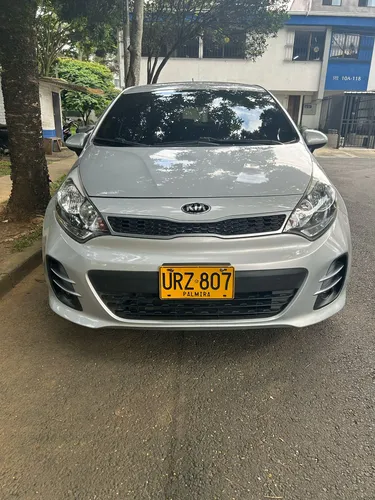 Kia Rio Spice R 1.4 Tp 1400cc 5p 2ab Aa Ct R17