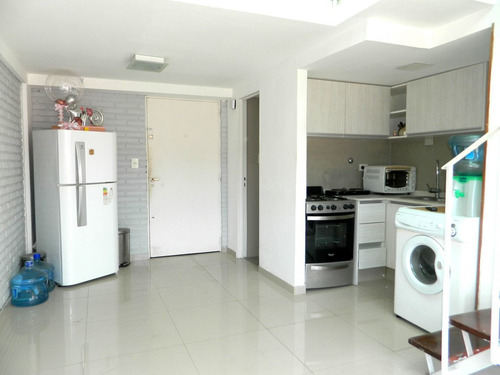 Imagen 3 de 17 de Departamento En Venta 4 Ambientes En Centro