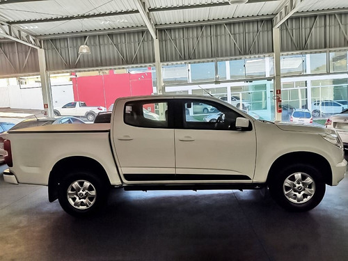 Imagem 10 de 12 de Chevrolet S10 2.5 Lt 4x2 Cd 16v 2015