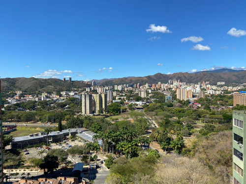 Imagen 20 de 30 de Ha Amplio Y Cómodo Apartamento En Venta En Las Chimeneas Con Planta 50% Y Pozo