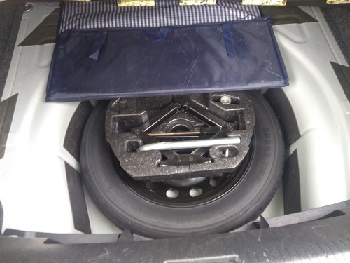 Volkswagen Vento 2.0 Advance 115cv 2015