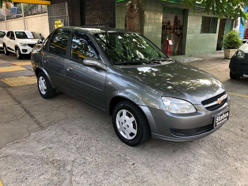 Imagem 3 de 11 de Chevrolet Classic 1.0 Mpfi Ls 8v Flex 4p Manual