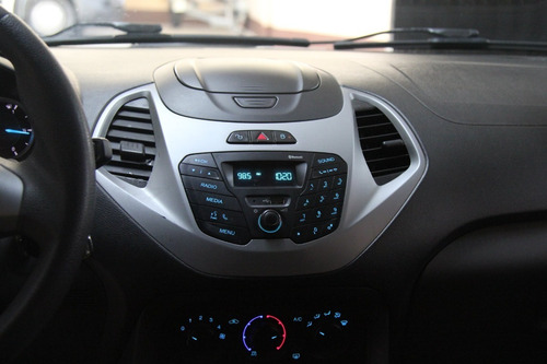 Imagem 8 de 11 de Ford Ka