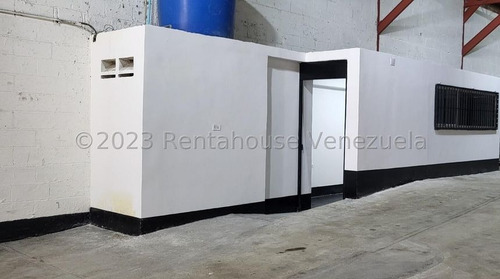 Imagen 11 de 12 de Galpón En Alquiler O Venta En La Yaguara #23-18756 Jr