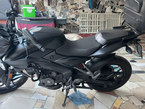 Bajaj Rouser Ns 200
