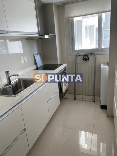 Imagen 4 de 10 de Apartamento En Playa Mansa