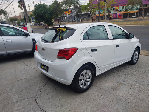 Chevrolet Onix 1.0 Joy 5p