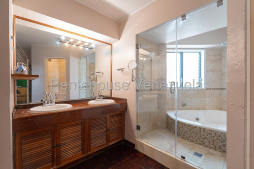 Apartamento En Venta Lomas De Prados Del Este