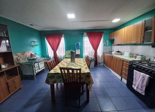 Linda Y Cómoda Casa Pareada En Cronel