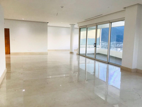 Penthouse En Renta Torres Verona Valle Oriente $95,000