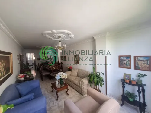Apartamento En Venta En Mejoras Publicas. Cod V61683