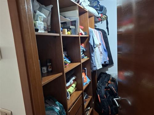 Casa En Arriendo De 4 Dorm. En Lo Barnechea