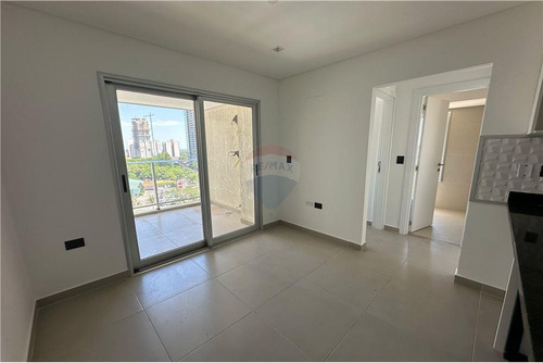 Vendo Departamento En Edificio Love Molas, Asunción Carmelitas