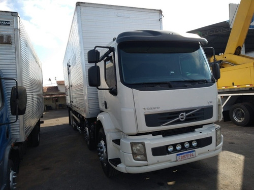 Imagem 8 de 18 de Volvo Vm 270