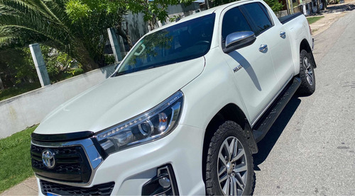 Toyota Hilux 2.8 Diésel Autom 4x4