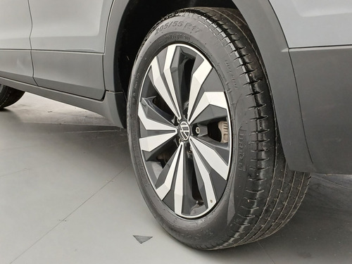 Volkswagen T-Cross 1.0 200 TSI TOTAL FLEX AUTOMÁTICO