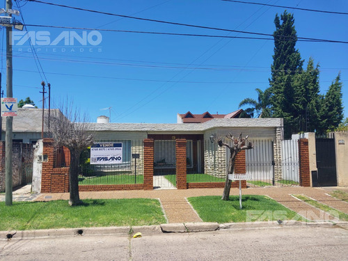 Casa En Venta En Chilavert - Lote Propio