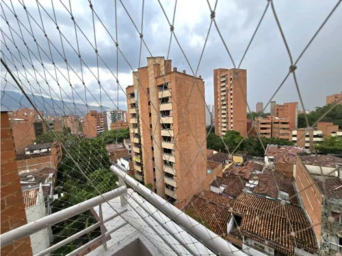 Gran Oportunidad En El Corazón De Laureles Cerca A Todo