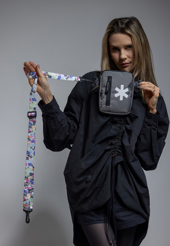Bolsa Pochet Necessaire Shoulderbag Maktub Flow Troca Alças Cor Cinza Desenho Do Tecido Liso