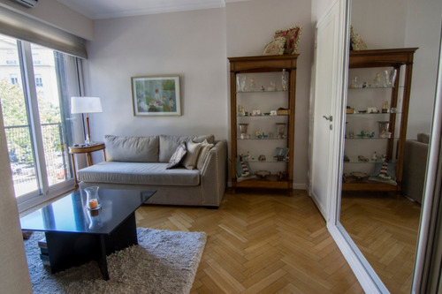 Venta De Piso En Barrio Norte En La Exclusiva Zona De La Isla. 7 Ambientes 4 Dormitorios En Suite