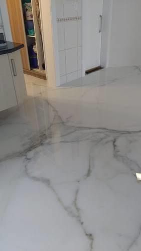 Imagem 4 de 5 de Aplicação De Porcelanato Líquido.