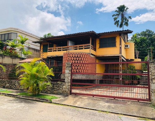 Nestor Y Vanessa Venden Casa En Altos De Guataparo Elc-010