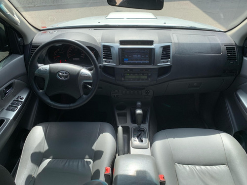 Toyota Hilux 3.0 Srv Cab. Dupla 4x4 Aut. 4p