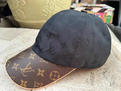 Gorra louis vuitton Moda y complementos de segunda mano barata