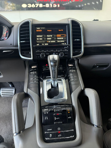 Porsche Cayenne 4.8 V8 S 5p