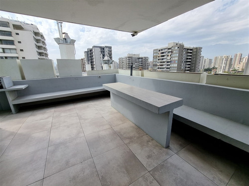Departamento En Venta De 2 Dorm. San Miguel - Metro Lo Vial