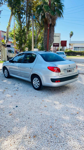 Peugeot 207 1.4 Sedan Xs
