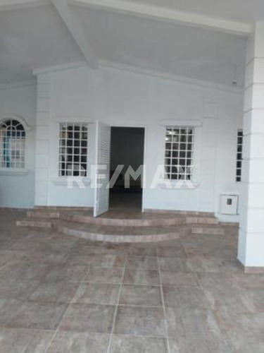 Imagen 2 de 18 de Casa En Alquiler En Valle De Luna Country Club Sector Tipuro. Maturín (4)