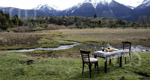 Imagen 8 de 20 de Hosteria Lodge De Pesca Sobre 3 Has. En Villa Lago Rivadavia, Cholila