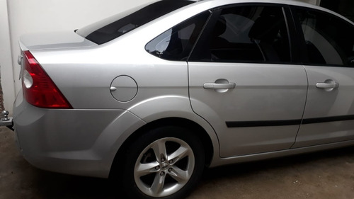 Imagem 8 de 9 de Ford Focus