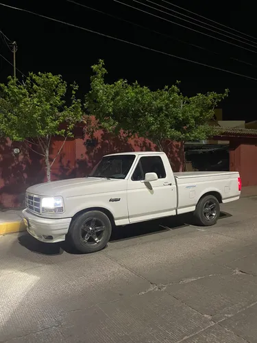 1995 Ford F-150 Lightning 1st Gen
