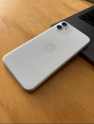 Apple iPhone 11 (64 Gb) - Blanco (Usado)