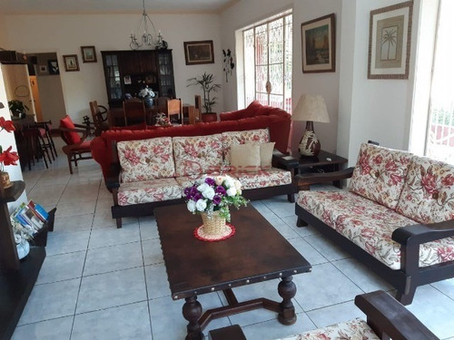 Imagem 6 de 30 de Casa Triplex Com 9 Quartos Sendo 4 Suítes, No Comary - Ca01677 - 69340500