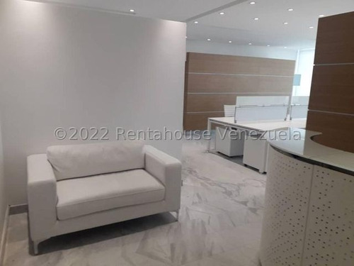 Imagen 15 de 24 de Gustavo Zavala Rentahouse 22-24189