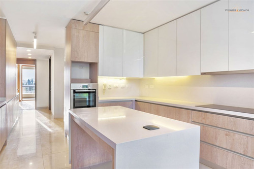 Nuevo I Penthouse I Azotea I 4d 5b I 3e I Charles Hamilton