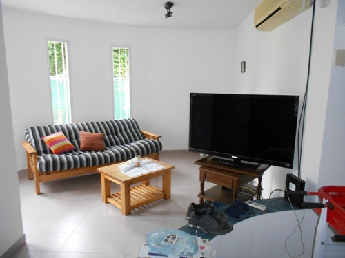 Imagen 5 de 13 de Casa En Venta En Parque Leloir