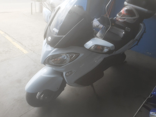 Imagem 5 de 8 de Suzuki Burgman 650 Executiv