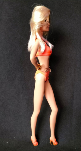Barbie Basics Swinsuit, Barbie Traje De Baño, Colección 03 (Usado)