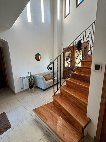 Se Vende Casa Impecable En Barrio Cerrado La Asuncion Club De Campo