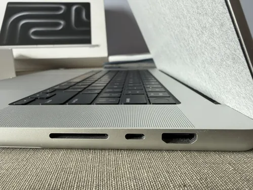 Macbook Pro 16 M3 Max 36gb 1t | MercadoLivre
