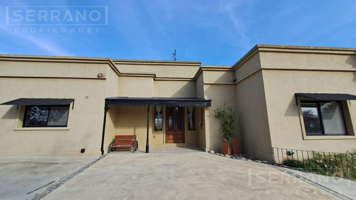 Casa En Venta En Chacras De La Cruz, Capilla Del Señor, Exaltación De La Cruz