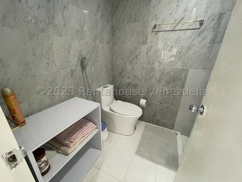 Imagen 18 de 27 de Apartamento En Alquiler Altamira 23-21142 Lr