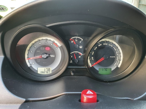 Ford Fiesta 1.6 Class 5 Portas